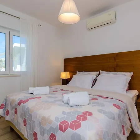 Knego - Comfort One Bedroom With Balcony And Sea View 아파트 *