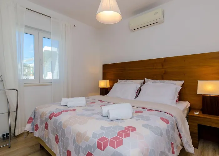 Knego - Comfort One Bedroom With Balcony And Sea View 公寓 *